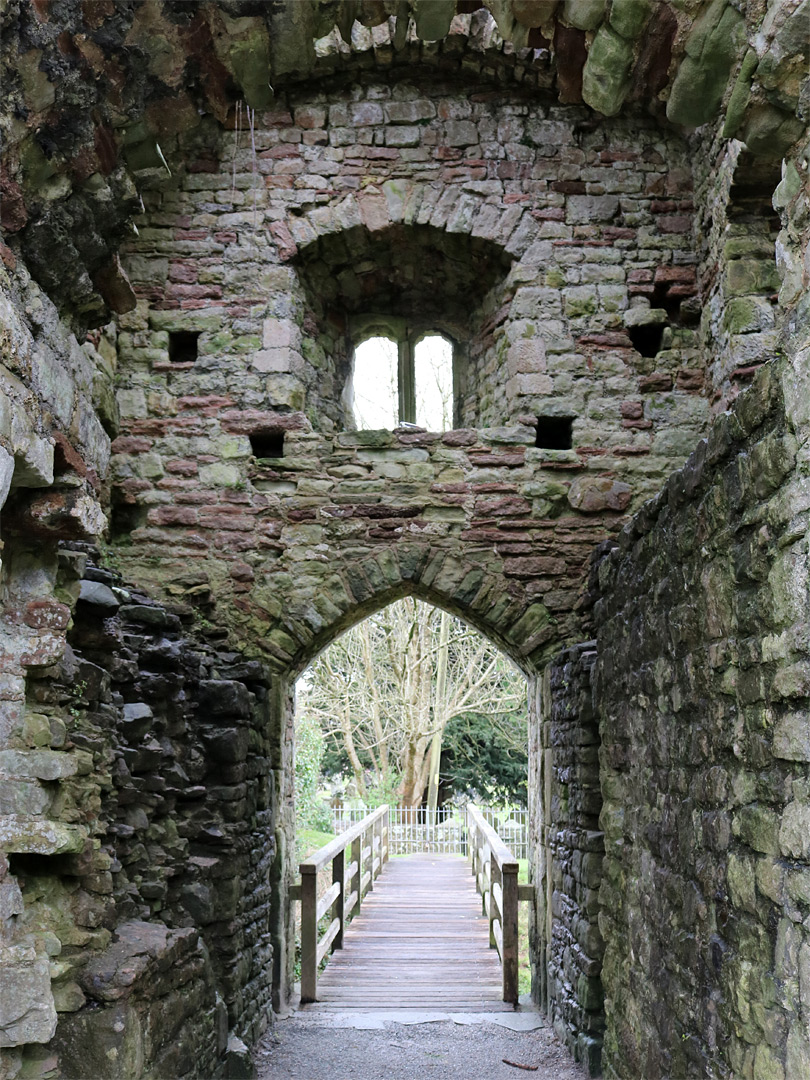 Gatehouse passageway