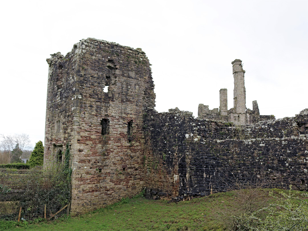 Northeast gatehouse