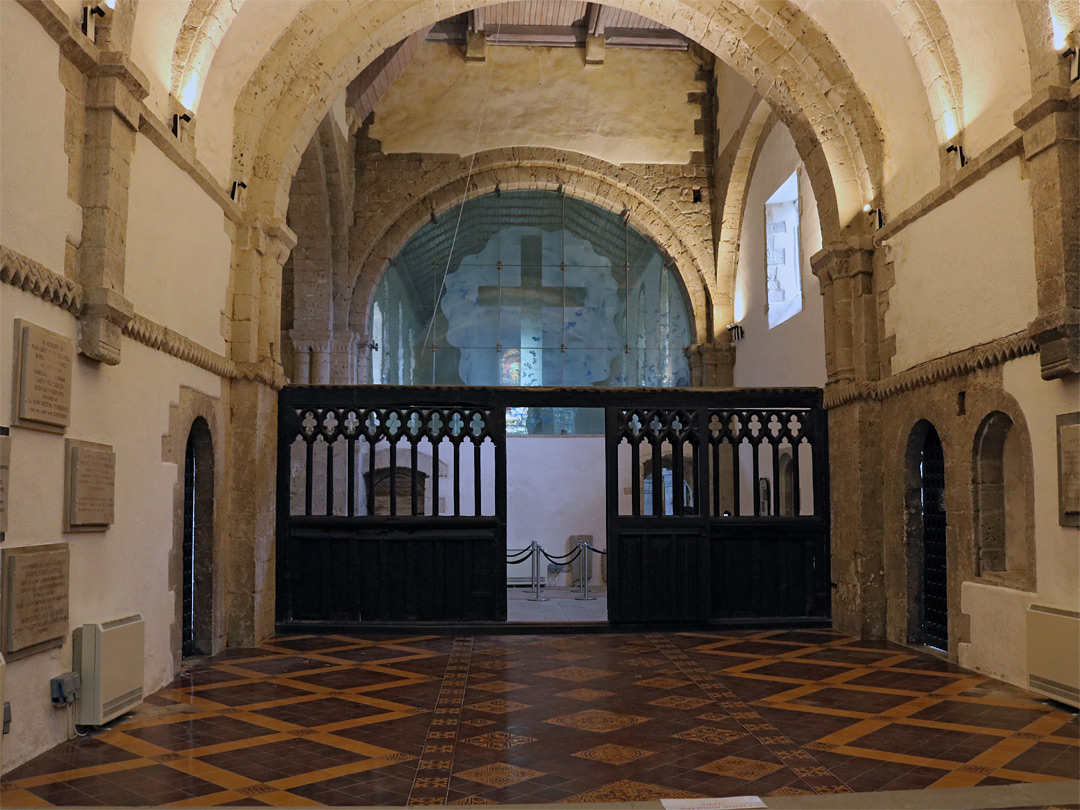 Presbytery screen