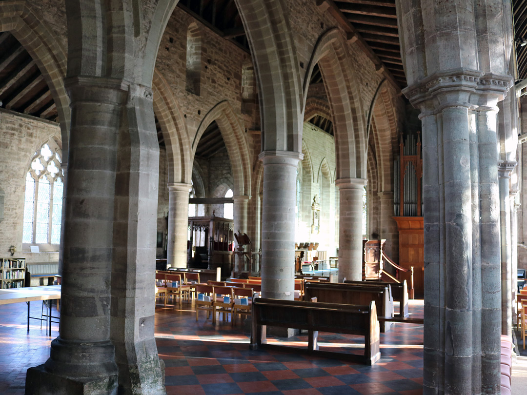 South aisle