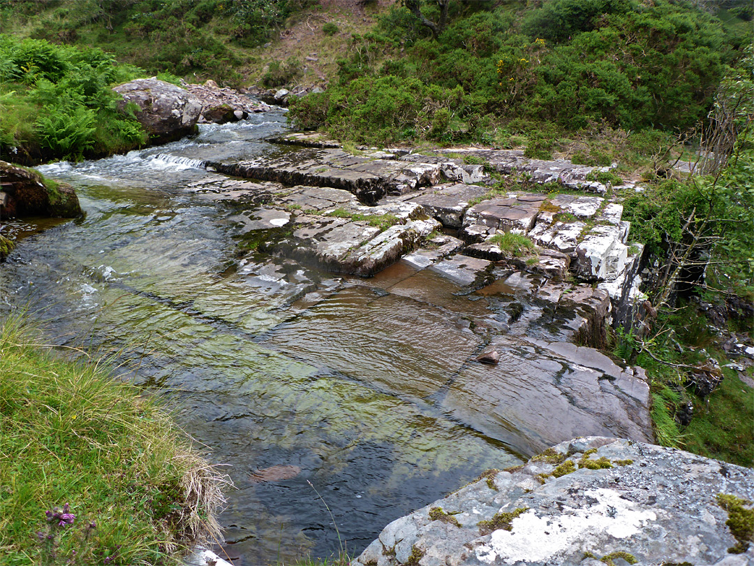 Flat rocks