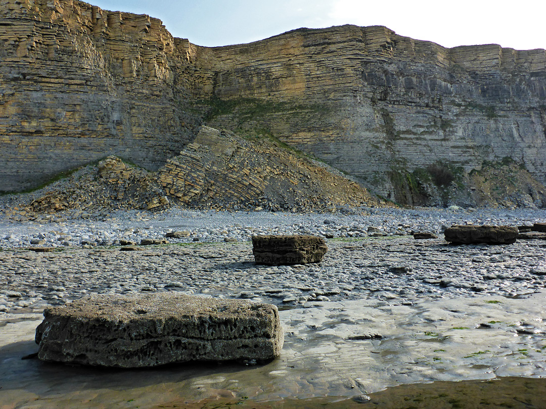 Rocks on a flat terrace