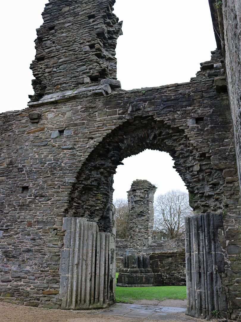 Doorway columns