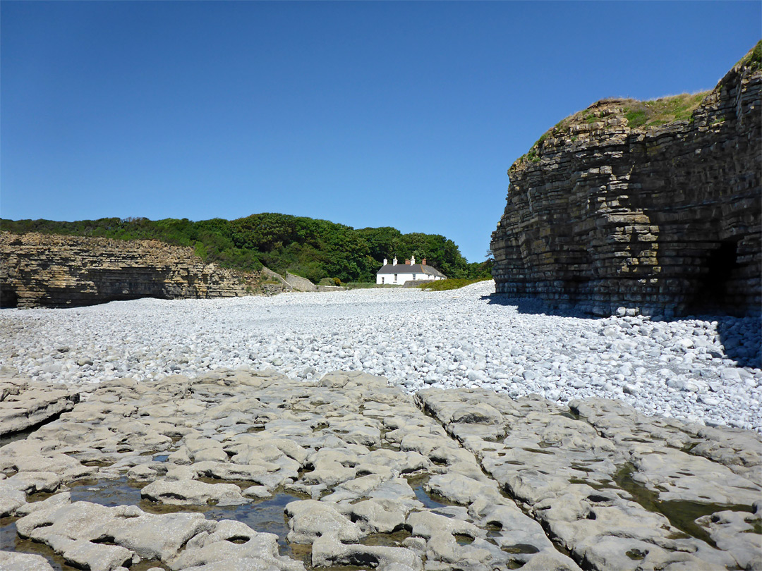 Tresilian Bay