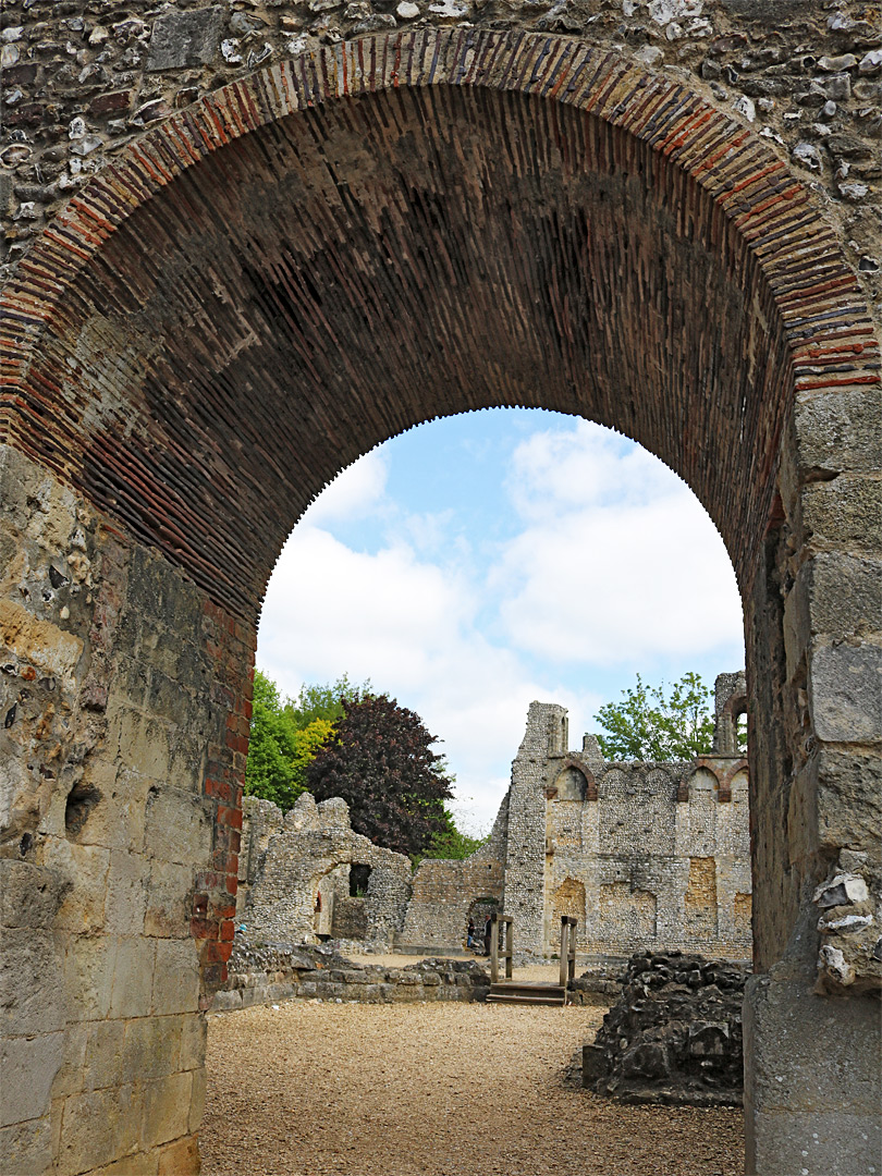 Arched passageway