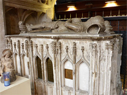 Tomb of Maurice de Berkeley