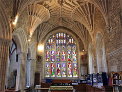 North aisle