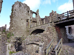 Walls near the great tower