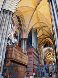 South choir aisle