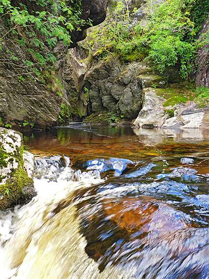 Cascade, pool and narrows