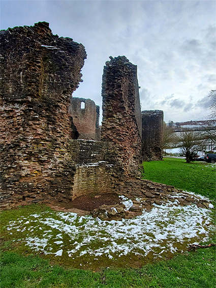 Skenfrith Castle